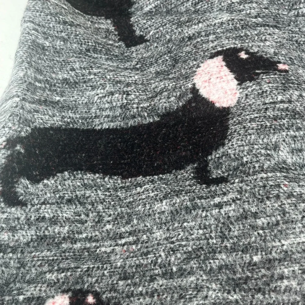 European Studio Luxe Reversible Throw 50x70 Dog Print Reversible Woven Jacquard